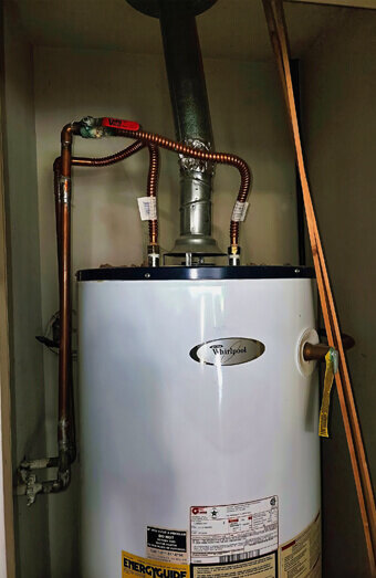 https://plumberforrestfield.com.au/uploads/2025/06/hot-water-650217.jpg